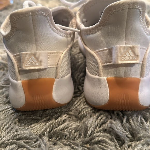 Gently worn adidas Sneakers - Picture 4 of 5